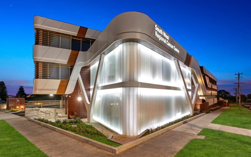 Polycarbonate ou verre Pilkington Profilit ?